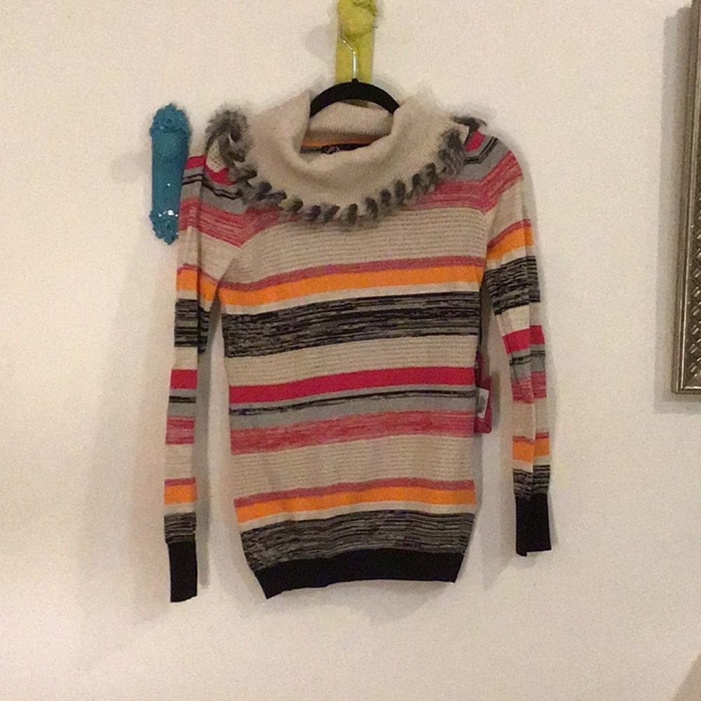 Cotton loose turtle neck knit sweater (never worn)